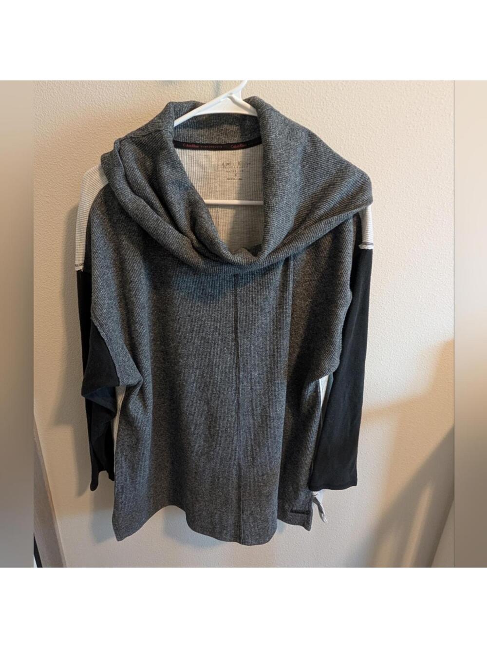 Calvin Klein Women's 1X Long Sleeve Waffle Knit Grey Black Plus Size Shirt Top